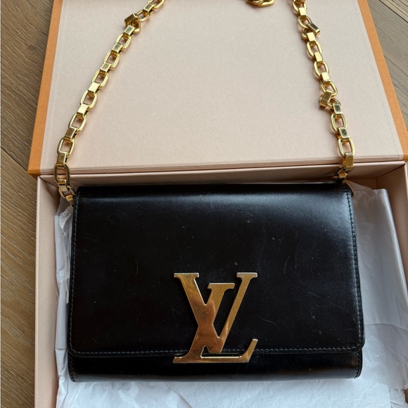 Chain Louise Clutch Leather MM - Picture 1 of 2